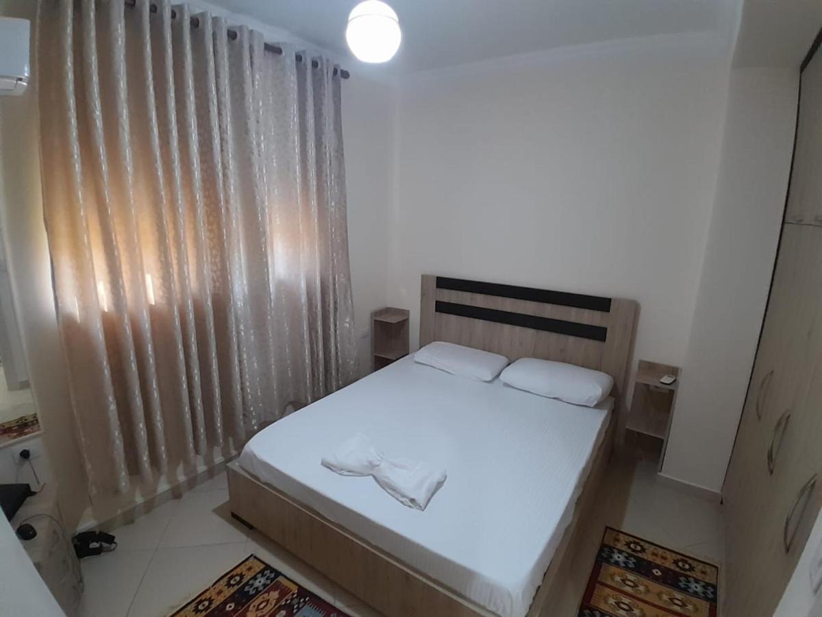 Guest House Taverna Laberia 2 Gjirokaster Ngoại thất bức ảnh
