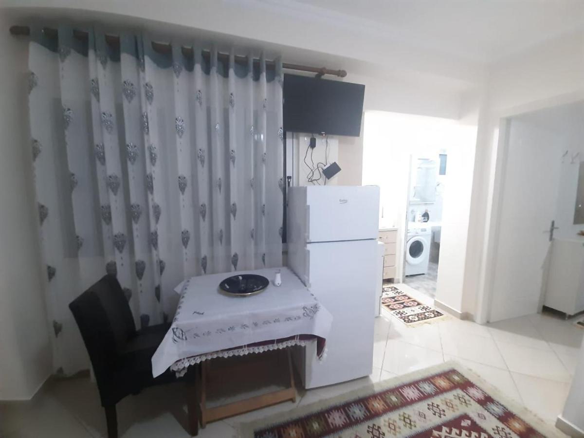 Guest House Taverna Laberia 2 Gjirokaster Ngoại thất bức ảnh