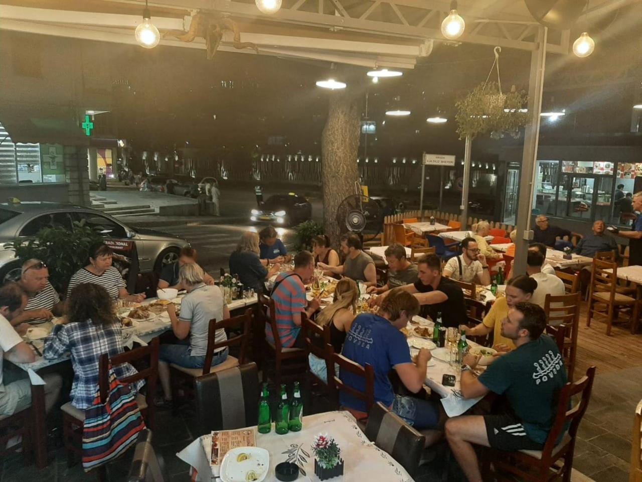 Guest House Taverna Laberia 2 Gjirokaster Ngoại thất bức ảnh